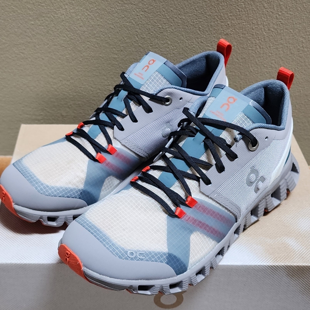 On Cloud X Shift, women's 8 NEW